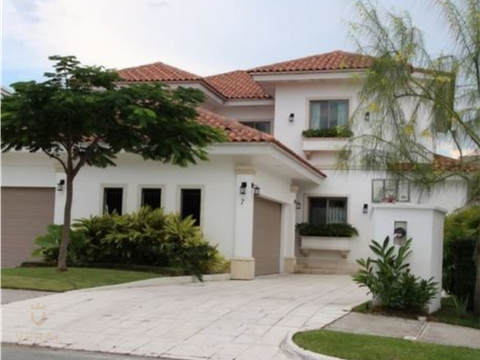 se vende casa en fairway santa maria art ab