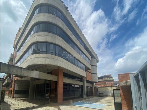 edificio de 10837m2 corporativo e industrial en venta los ruices