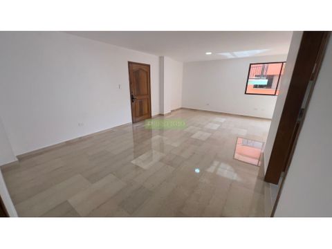 se vende arrienda apartamento en santa monica