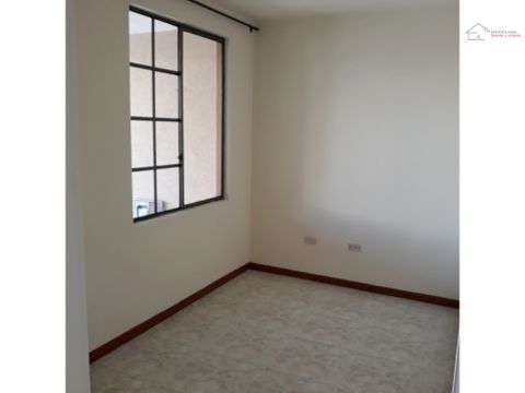 vende casa en conjunto cerrado