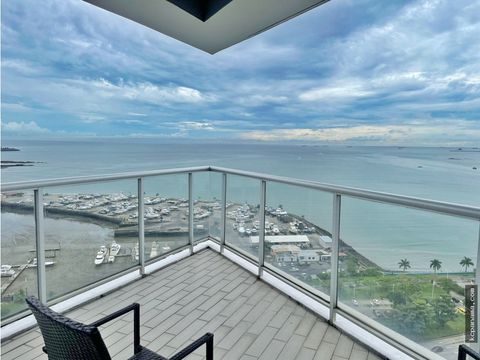 se alquila elegante apartamento en yacht club avenida balboa
