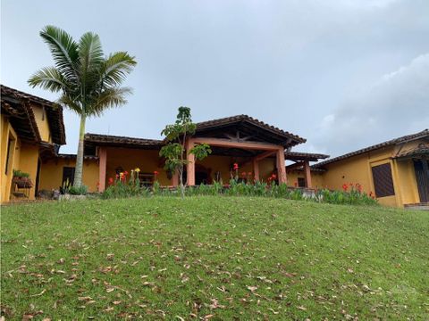 vendo finca de 10000 m2 con acceso a represa san vicente de ferrer