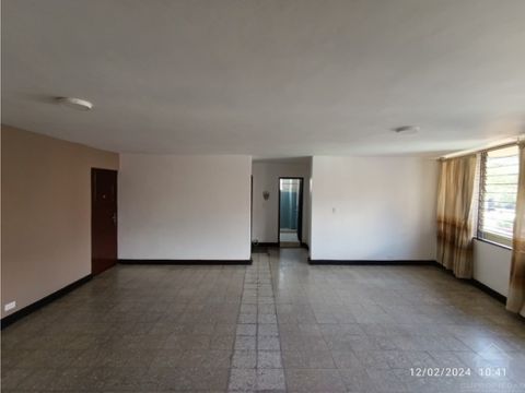 vendo apartamento de 134 m2 piso 2 sobre calle san juan en edificio