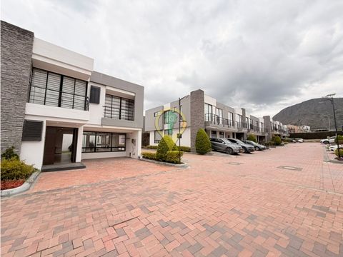vendo casa campestre en conjunto cerrado cota