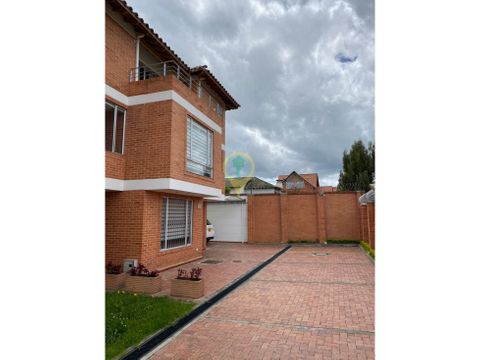 casa en venta cota 700000000