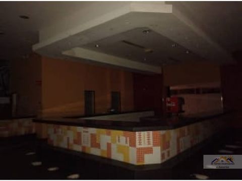 vendo local comercial en westland mall