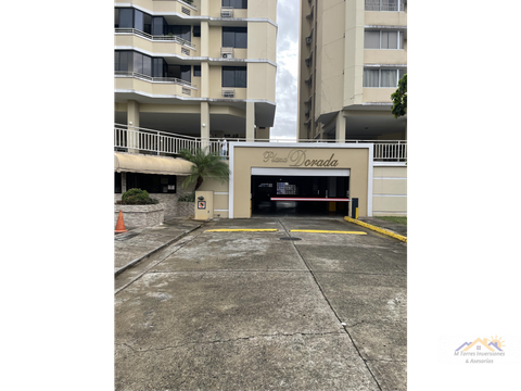 alquilo apartamento ph plaza dorada en altos del chase