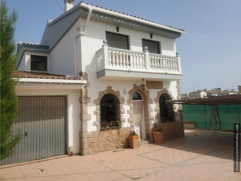 chalet en venta en la playa de almassora