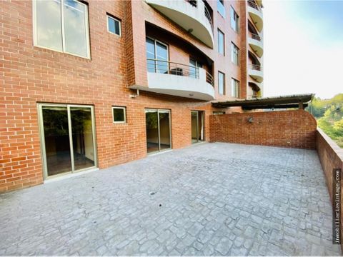 en venta apartamento con amplia terraza en edificio zona 16