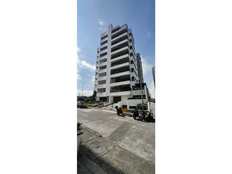 se vende excelente apartamento en las camelias manizales