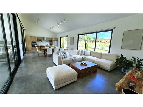 refugio moderno en country club alto boquete rentas cortas
