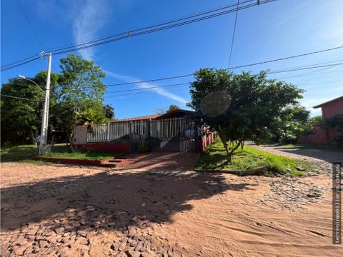 vendo hermosa casa en esquina en villa elisa