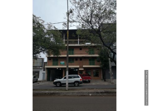 vendo propiedad sobre importante avda zona mercado 4