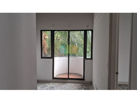 vendo apartamento en laureles cerca al 2do parque