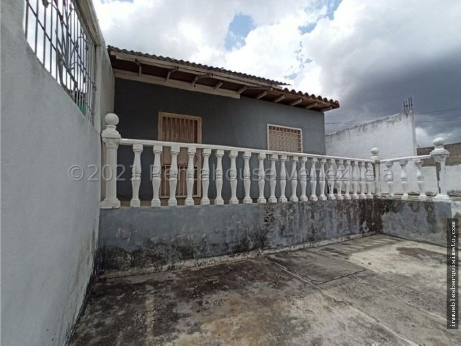 casa en venta urb yucatan barquisimeto 22 21676 04145265136 ld