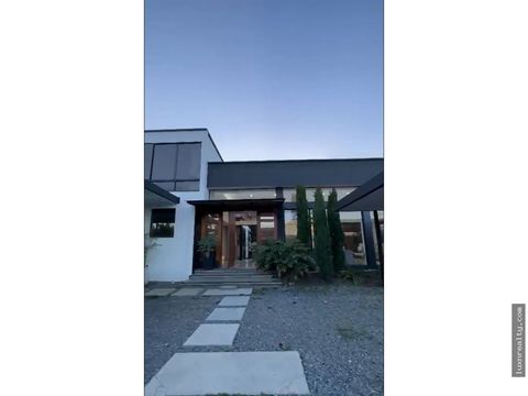 mansion en llano grande