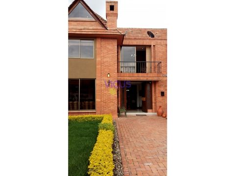 arriendo amplia casa en cajica