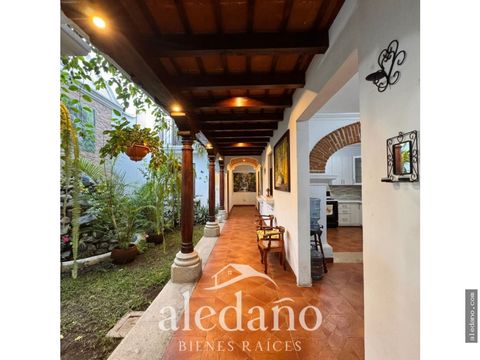 hermosa casa en condominio la cupula jocotenango sac