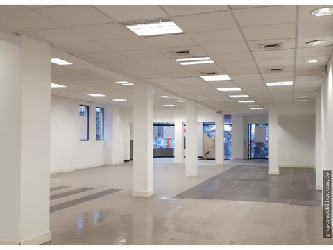 venta de edificio con locales en el centro de manizales