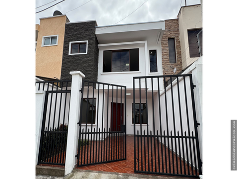 venta de casa nueva cuenca sector ciudadela de arquitectos 130 m2