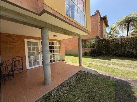 venta de casa en unidad cerrada en la ceja antioquia