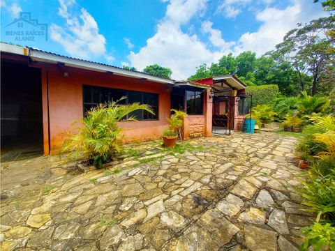 venta de casa campo en carretera vieja leon