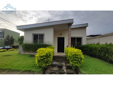 casa en venta en residencial en camino a nuevo milenium