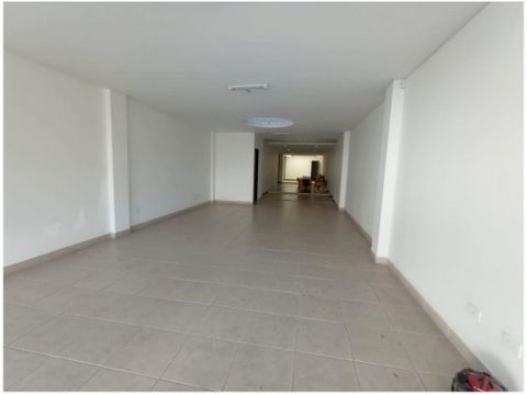 local vitrina de 73 m2 en arriendo santa barbara