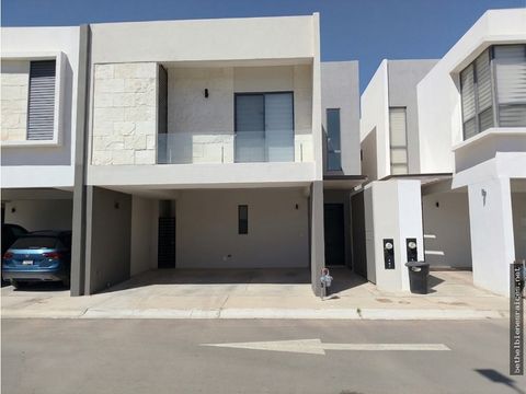 casa en renta en abitalia residencial equipada y frente a parque