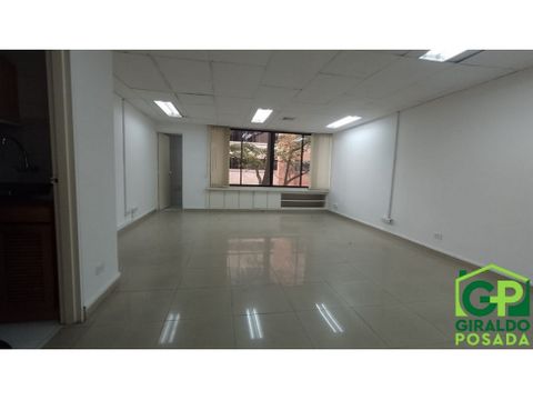 arriendo oficina en el poblado milla de oro