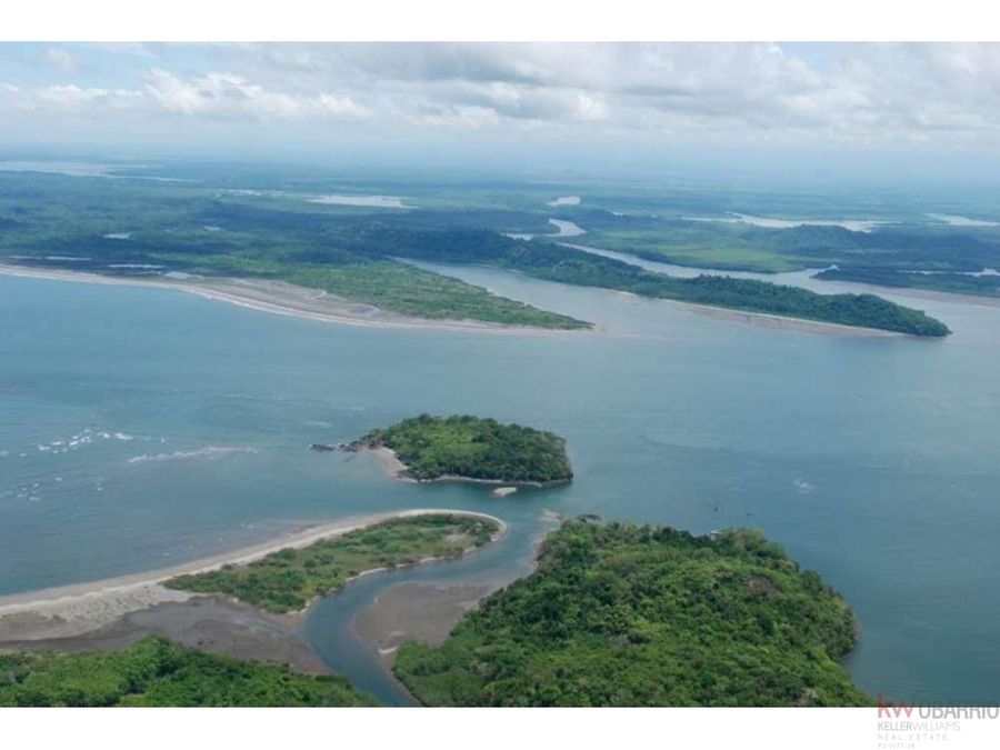 chirote island for sale in the gulf of chiriqui