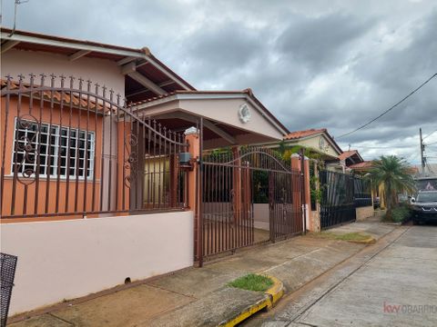 se vende casa en panama oeste vista mar