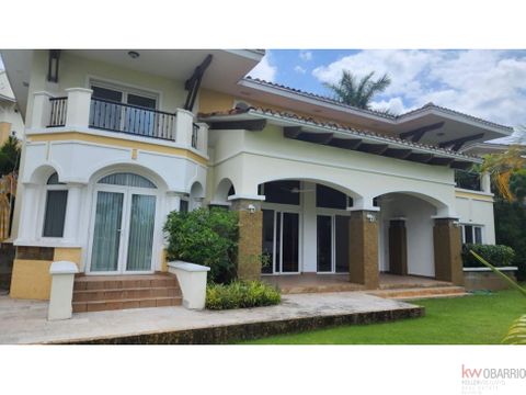 se vende casa unifamiliar en tucan country club panama pacifico