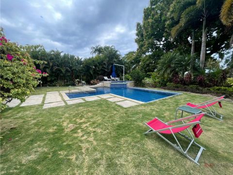 casa en venta en villa decameron