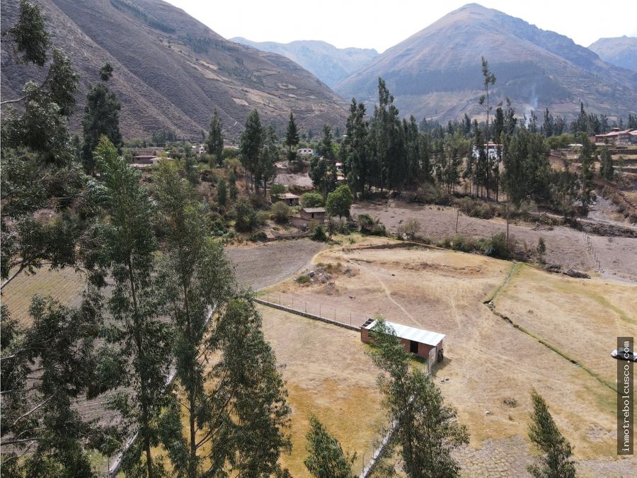 vendo 2 lotes de campo 750m yanahuara valle sagrado cusco peru