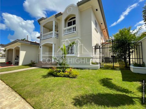 se vende casa en ph residencial las huacas rainforest village