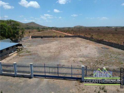 se vende terreno de 16823 m2 en aguadulce