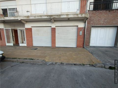 gran local comercial beruti y san martin