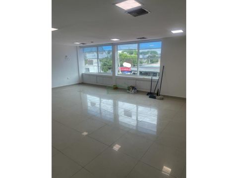 oficina de 54 m2 en arriendo crespo