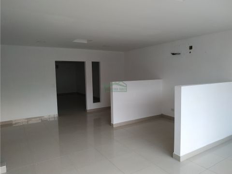 local de 100 m2 para arriendo sobre calle principal de crespo