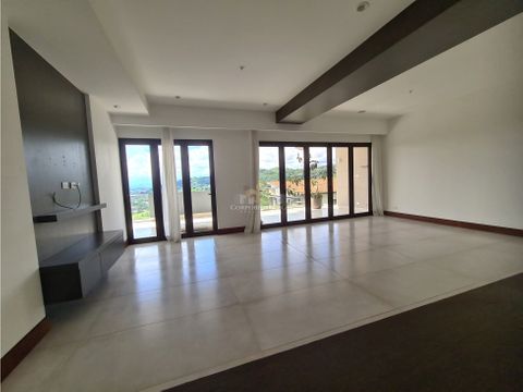 elegante apartamento altos de las palomas entre santa ana y escazu