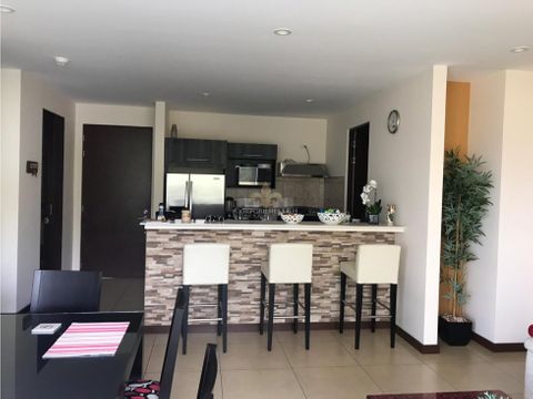 se vende apartamento en distrito cuatro escazu