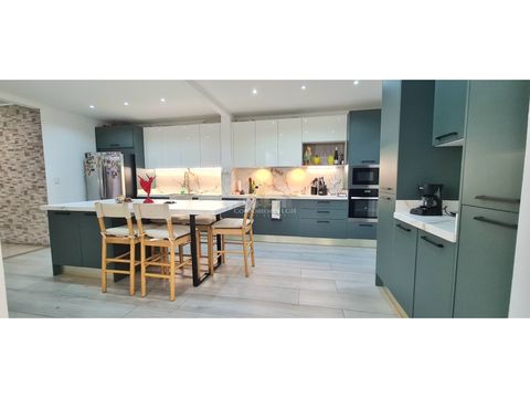 se vende hermosa casa en condominio remodelada guachupelin en escazu