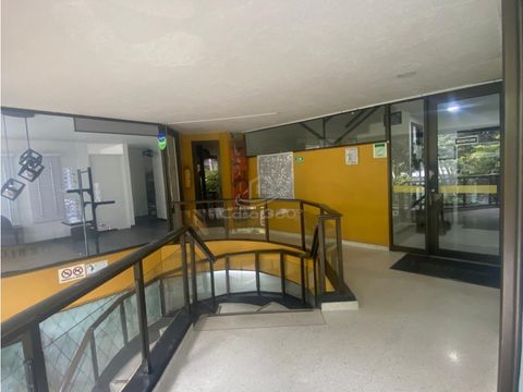 venta oficina o consultorio en centro comercial en galerias bogota