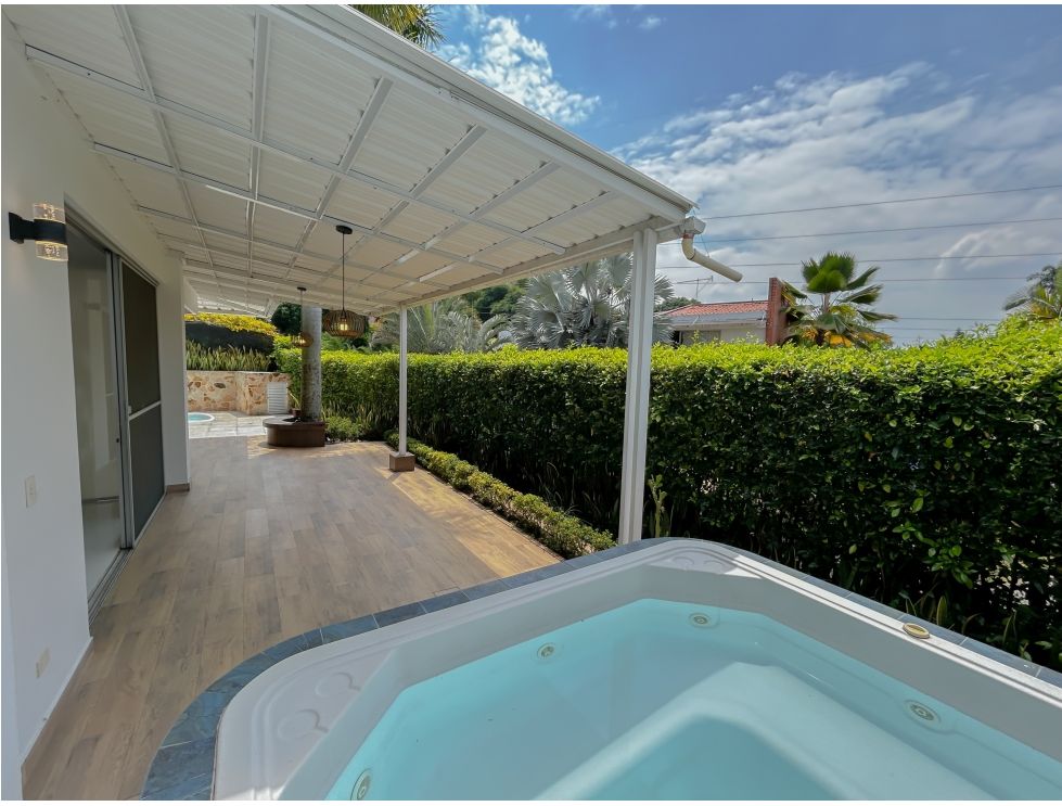 Casa en Venta con Piscina Pance Cali