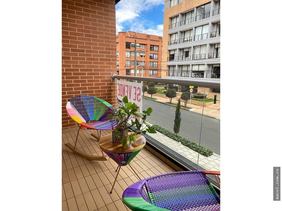 vendo lindo apartamento en chico navarra con balcon