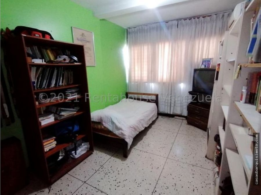 en venta apartamento en centro barquisimeto rah 22 10589