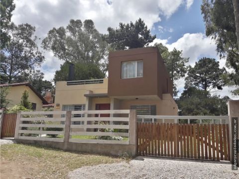 hermosa casa en excelente zona en valeria del mar