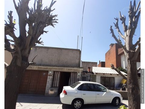 casa en roca y 1ero de mayo