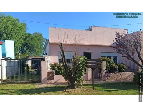 se vende linda casa de 3 ambientes sobre lote propio de 10x20